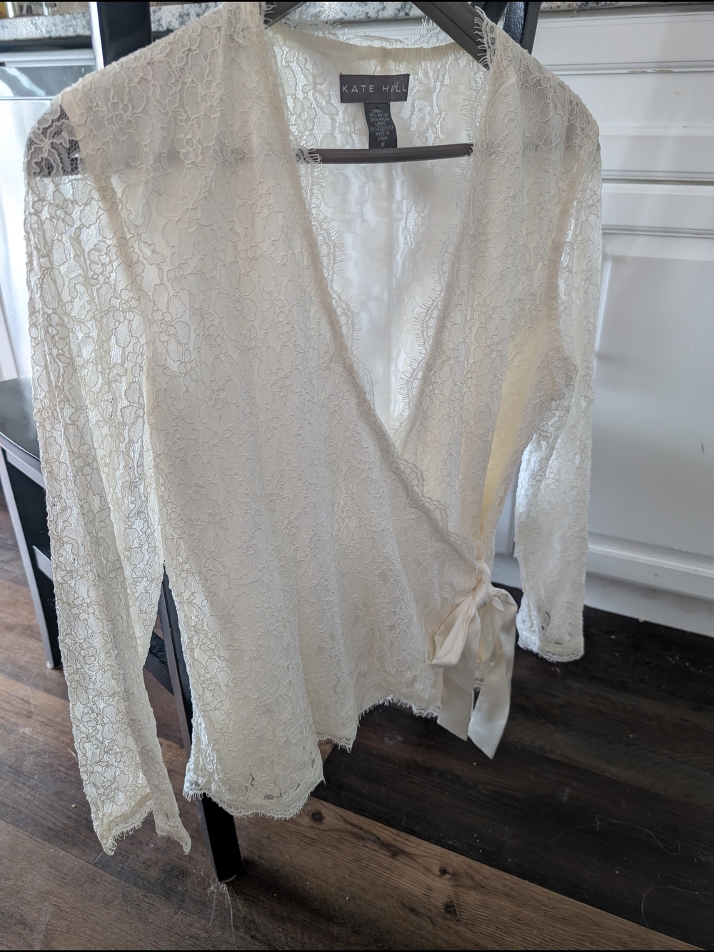 Beautiful Kate Hill Romantic Cream Lace Wrap Top Blouse Size 8